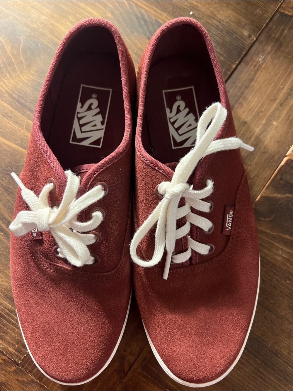 NWOT Vans Women's Lace-Up Sneakers in Burgundy Red with White Laces Sz 7 Women’s